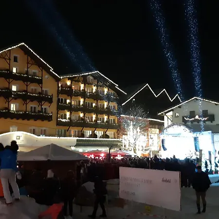 Panoramablick Seefeld 公寓 *